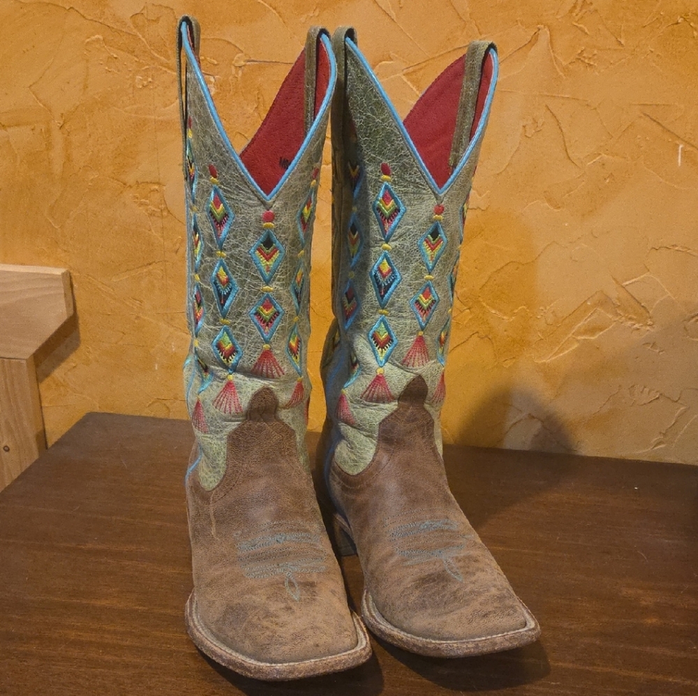 Colorful Embroidered Western Boots